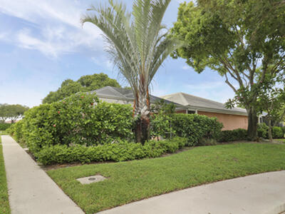 2103 Appleton Court, Palm Beach Gardens, FL 33403