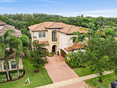 8205 Banpo Bridge Way, Delray Beach, FL 33446