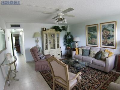 865 Flanders S, Delray Beach, FL 33484