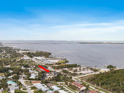 1950 NE Indian River Drive, Jensen Beach, FL 34957