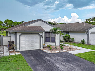 2514 Bedford Mews Drive, Wellington, FL 33414