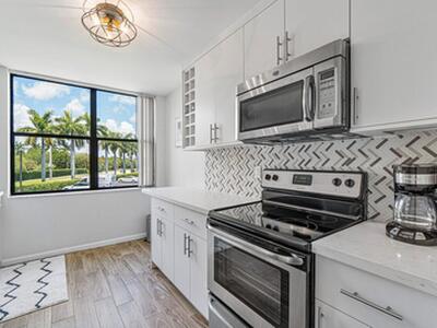 2255 Lindell Boulevard, Delray Beach, FL 33444