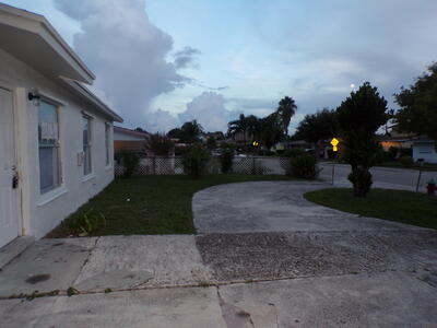 1572 W 31st Street, Riviera Beach, FL 33404