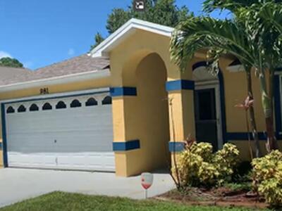 981 SW Consolata Avenue, Port Saint Lucie, FL 34953