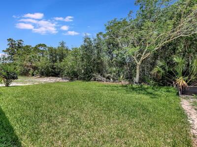 192 SE Via Sangro, Port Saint Lucie, FL 34952