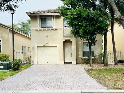 4462 Lake Tahoe Circle, West Palm Beach, FL 33409