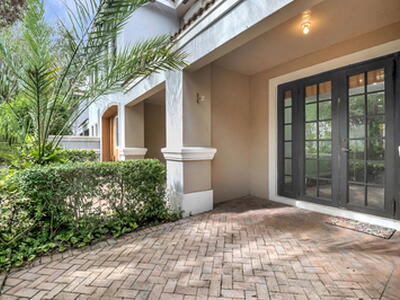 5020 S Chrystie Circle, Delray Beach, FL 33484