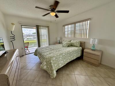 85 Chatham D, West Palm Beach, FL 33417