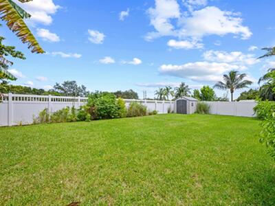 1172 Grandview Circle, Royal Palm Beach, FL 33411