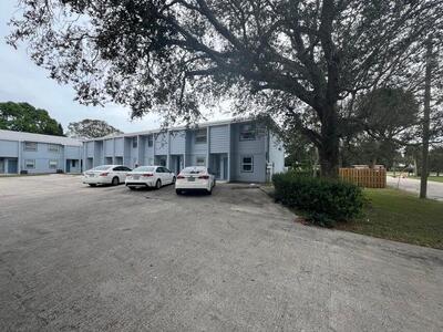 622 S 11th Street, Fort Pierce, FL 34950