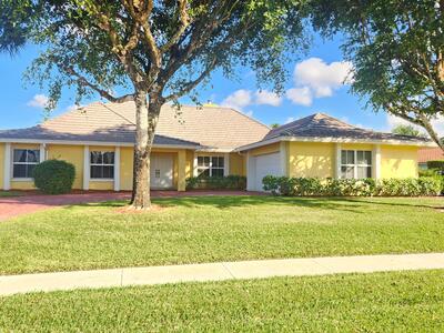 2099 Greenview Drive, Wellington, FL 33414