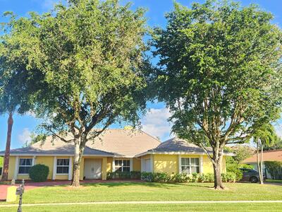 2099 Greenview Drive, Wellington, FL 33414