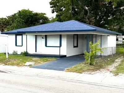 521 N 25th Street, Fort Pierce, FL 34947