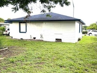 521 N 25th Street, Fort Pierce, FL 34947