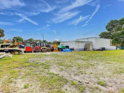 2108 Orange Avenue, Fort Pierce, FL 34950