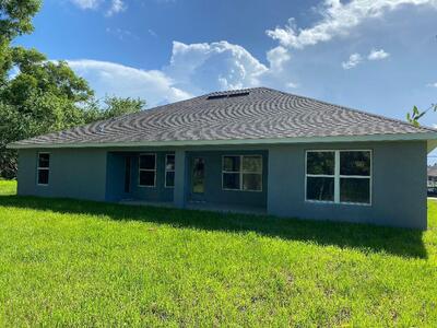 6569 NW Omega Road, Port Saint Lucie, FL 34986