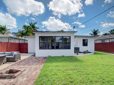 1613 N J Terrace, Lake Worth Beach, FL 33460