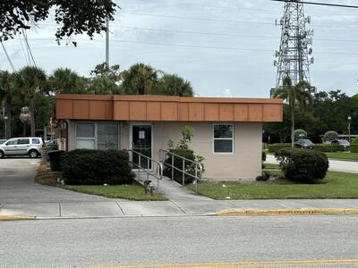 401 S 6th Street, Fort Pierce, FL 34950