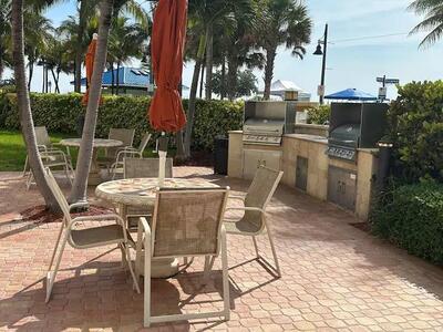 328 N Ocean Boulevard, Pompano Beach, FL 33062