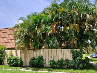 579 Green Springs Place, West Palm Beach, FL 33409