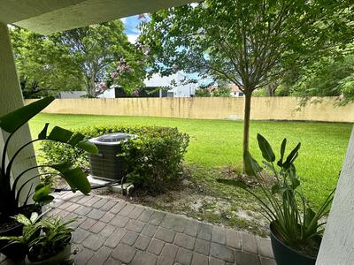 4208 Napoli Lake Drive, Riviera Beach, FL 33410