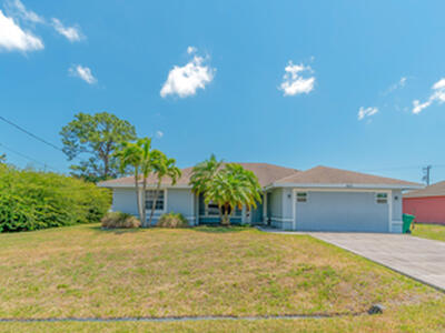 431 NW Ravenswood Lane, Port Saint Lucie, FL 34983