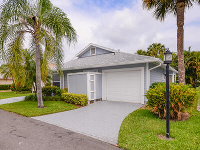 3267 NE Catamaran Terrace, Jensen Beach, FL 34957