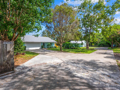 10908 SE Hobart Street, Jupiter, FL 33469