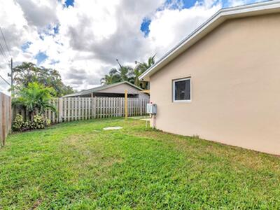 5768 Sullivan Road, Jupiter, FL 33458