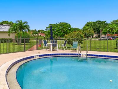 12015 Greenway 101 Circle S, Royal Palm Beach, FL 33411