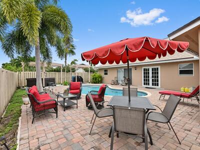 6556 Country Wood Way, Delray Beach, FL 33484