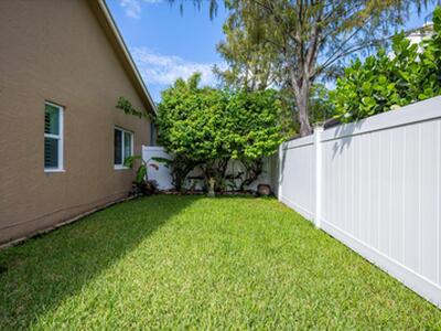 14832 Paddock Drive, Wellington, FL 33414