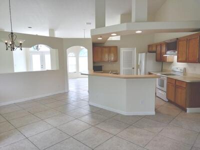 135 SW Majestic Terrace, Port Saint Lucie, FL 34984