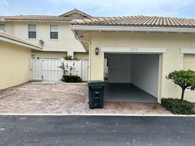 1077 NW 18th Avenue, Boca Raton, FL 33486