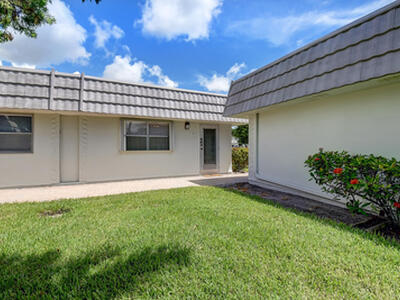 127 Valencia F, Delray Beach, FL 33446