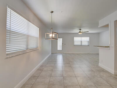 127 Valencia F, Delray Beach, FL 33446