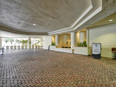 99 SE Mizner Boulevard, Boca Raton, FL 33432