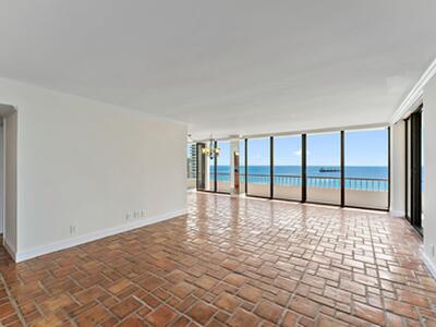 5540 N Ocean Drive, Singer Island, FL 33404