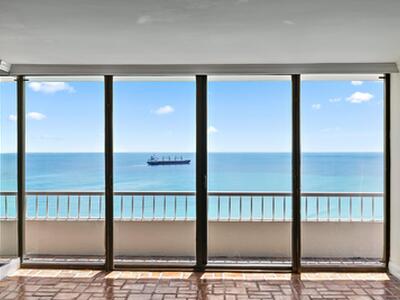 5540 N Ocean Drive, Singer Island, FL 33404