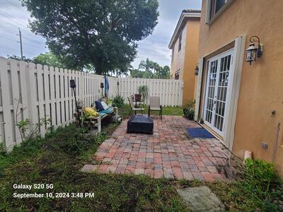 4172 Lake Tahoe Circle, West Palm Beach, FL 33409