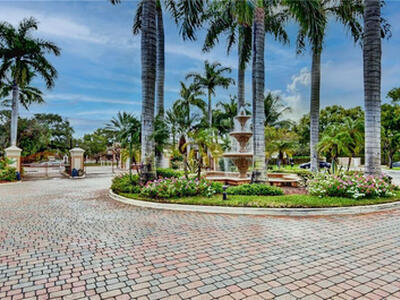 1003 Villa Circle, Boynton Beach, FL 33435