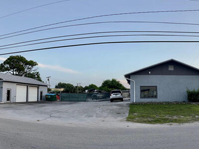 606 S Market Avenue, Fort Pierce, FL 34952