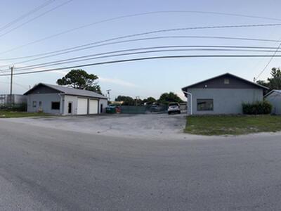 606 S Market Avenue, Fort Pierce, FL 34952