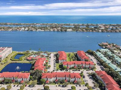 106 Half Moon Circle, Hypoluxo, FL 33462