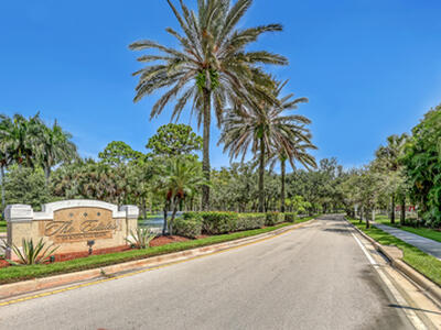 133 Black Olive Crescent, Royal Palm Beach, FL 33411