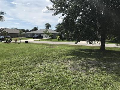 2171 SE Holland Street, Port Saint Lucie, FL 34952