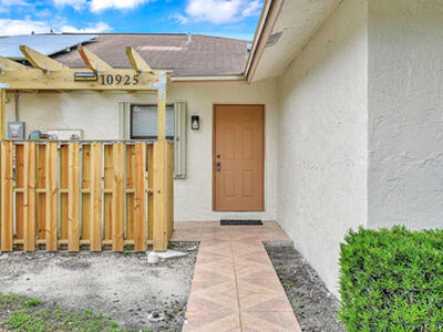 10925 NW 30th Place, Sunrise, FL 33322