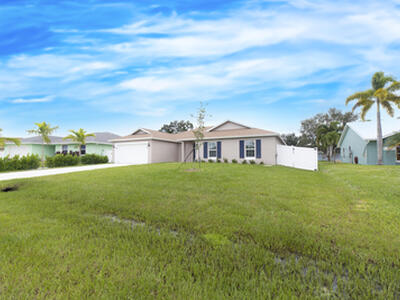 202 SW Aldoro Place, Port Saint Lucie, FL 34953