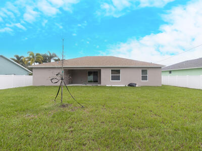 202 SW Aldoro Place, Port Saint Lucie, FL 34953