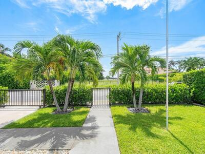 1715 N Lakeside Drive, Lake Worth, FL 33460